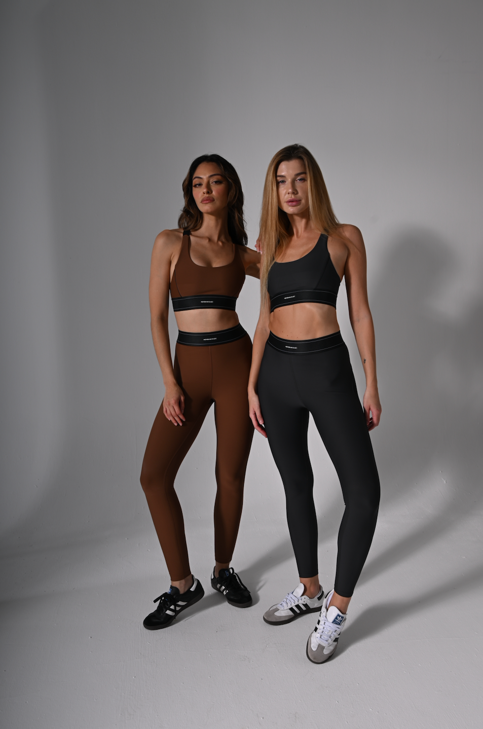 Elastic Waist Legging